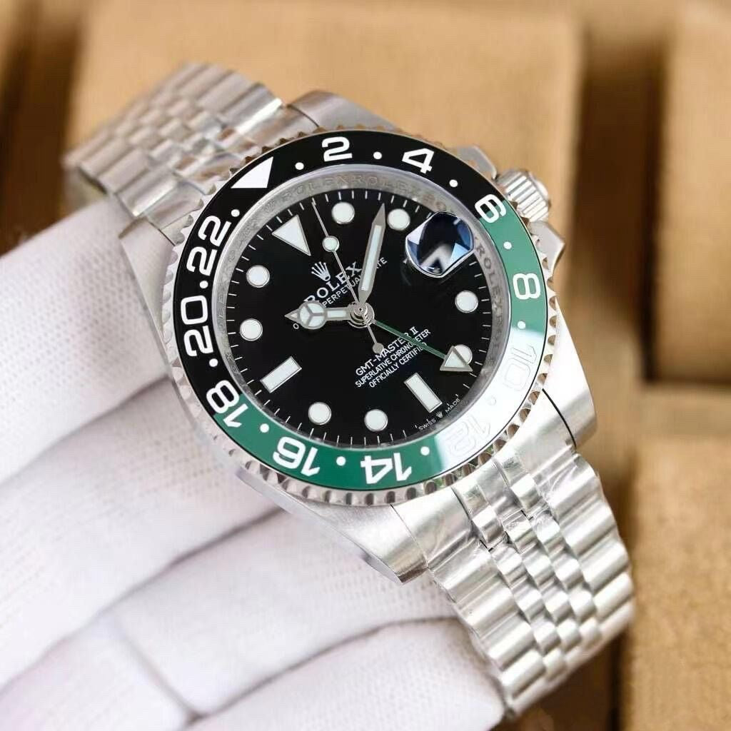 Mens watch